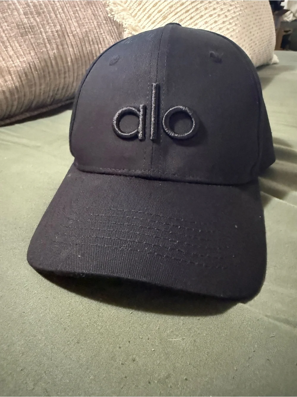 Alo Yoga Black Off-Duty Logo Baseball Cap